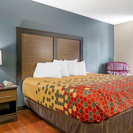 Econo Lodge Traverse City Eksteriør bilde