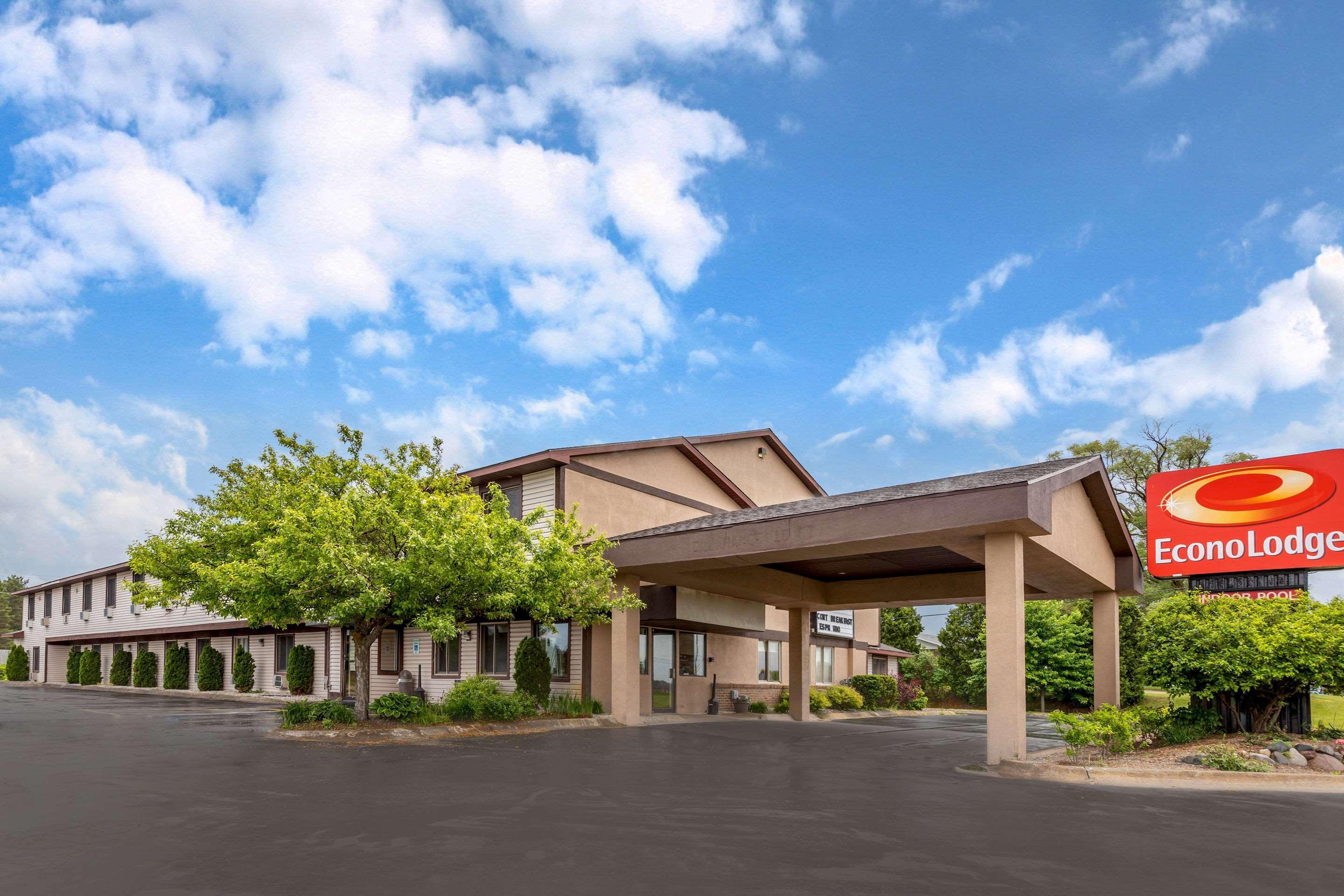 Econo Lodge Traverse City Eksteriør bilde