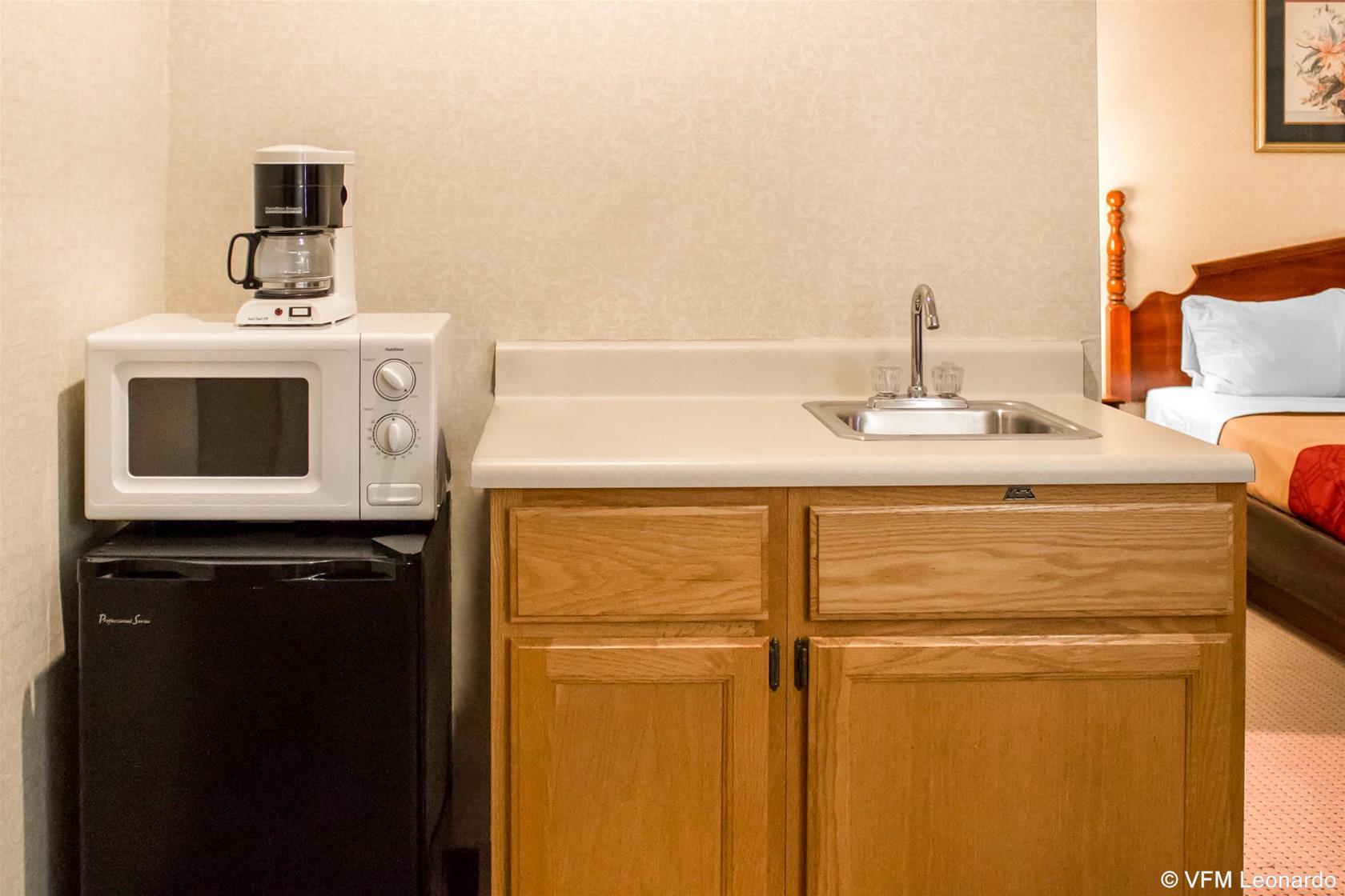 Econo Lodge Traverse City Eksteriør bilde